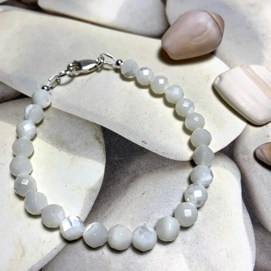 Mother of Pearl Beaded Bracelet