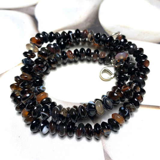 Tibetan Agate Hand Knotted Necklace